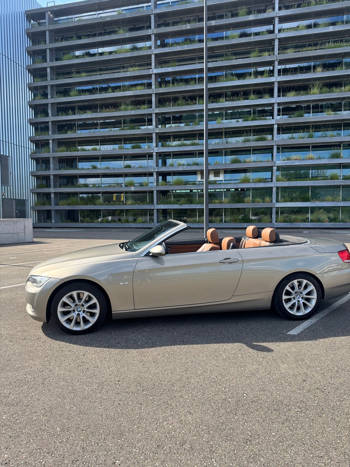 BMW 335i Cabriolet, Benzin, Occasion / Gebraucht, Handschaltung - 3