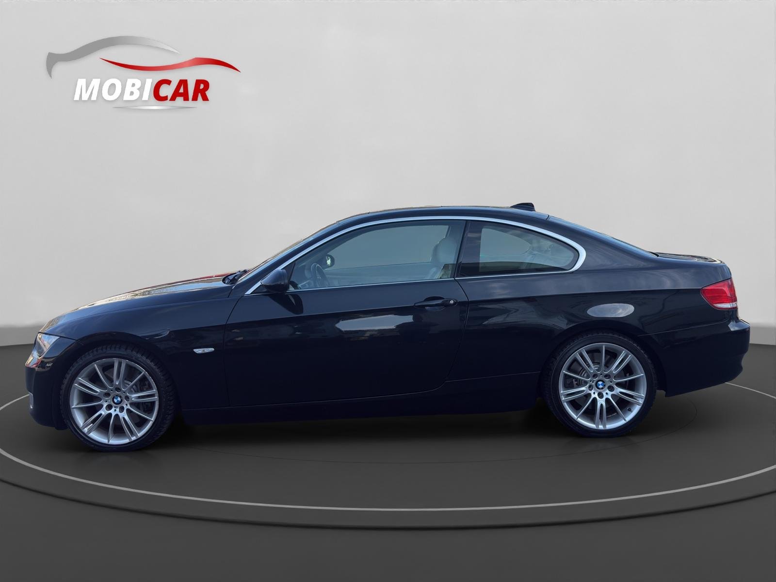 BMW 335i Coupé, Essence, Occasion / Utilisé, Automatique - 2