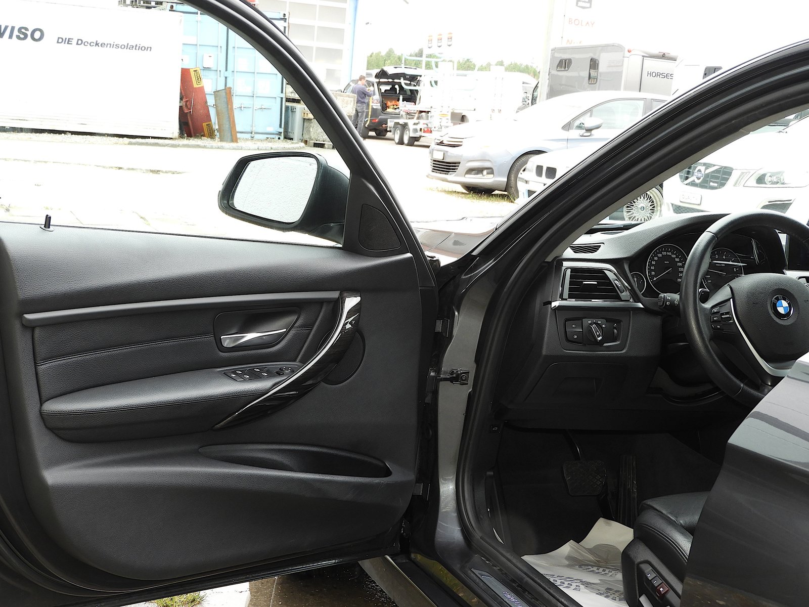 BMW 335i Touring Luxury Steptronic I ab MFK + Service, Petrol, Second hand / Used, Automatic - 7