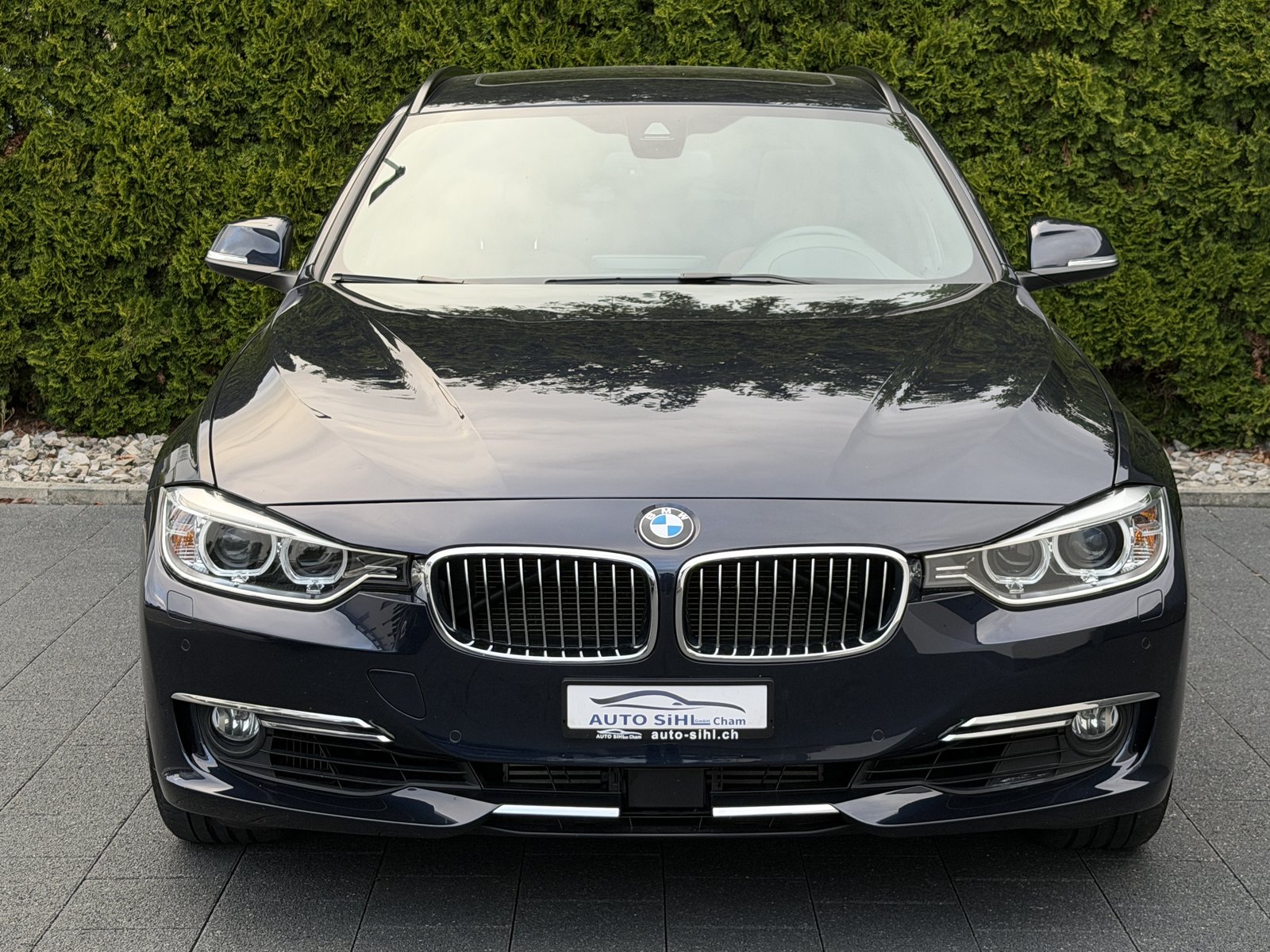BMW 335i Touring Luxury Line Steptronic / CH-Fahrzeug, Benzina, Occasioni / Usate, Automatico - 4