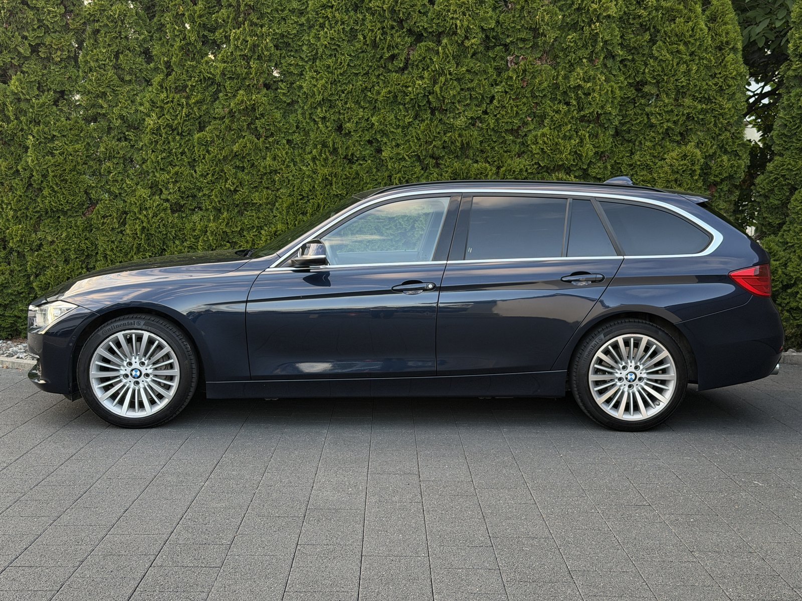 BMW 335i Touring Luxury Line Steptronic / CH-Fahrzeug, Benzina, Occasioni / Usate, Automatico - 7