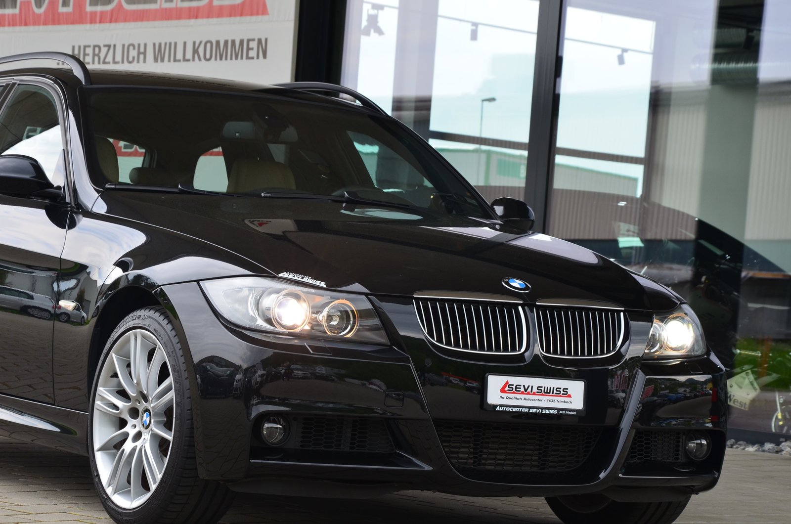 BMW 335xi Touring Steptronic*M-Sportpaket*Frisch ab MFK*, Benzin, Occasion / Gebraucht, Automatik - 2