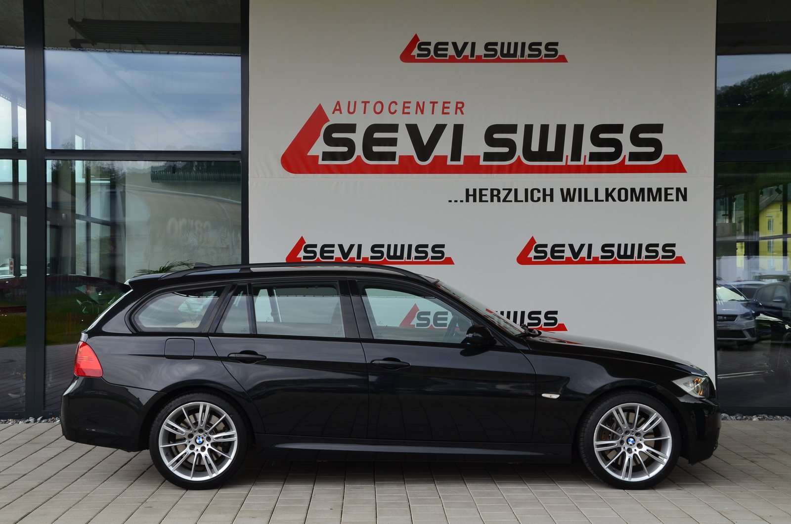 BMW 335xi Touring Steptronic*M-Sportpaket*Frisch ab MFK*, Benzin, Occasion / Gebraucht, Automatik - 3