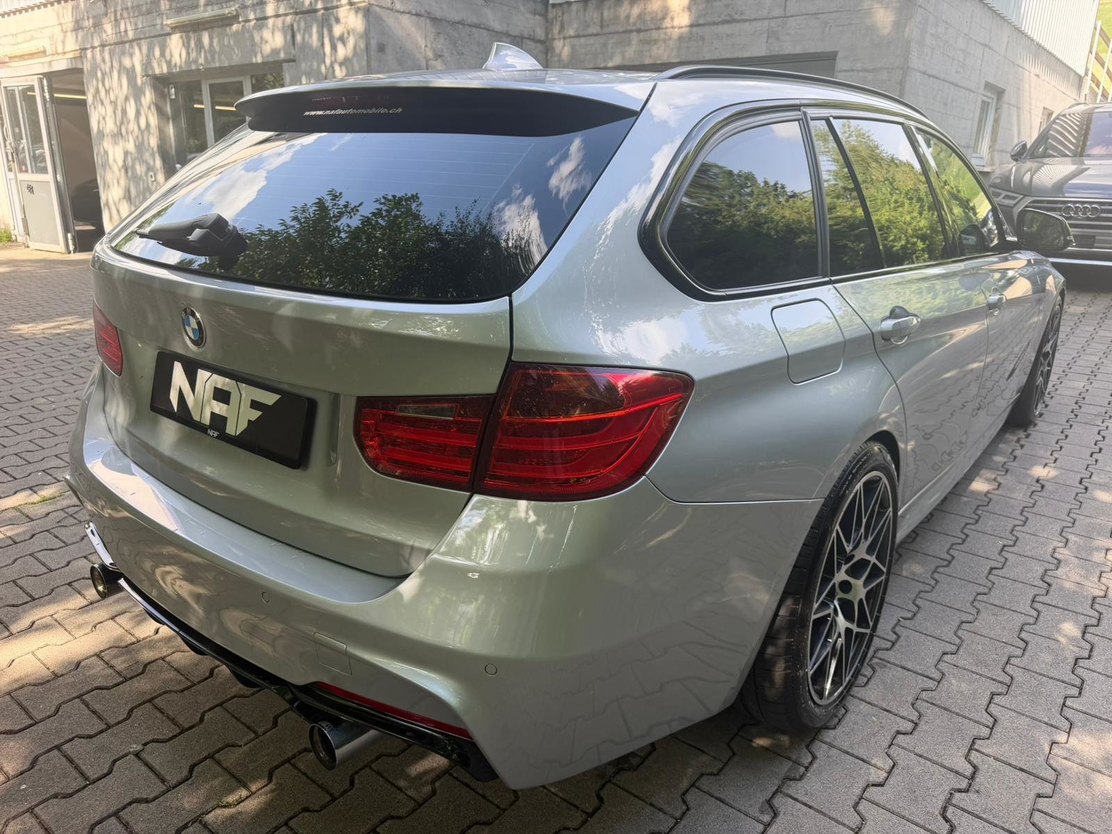 BMW 335i Touring Steptronic M-Sport, Benzin, Occasion / Gebraucht, Automatik - 7