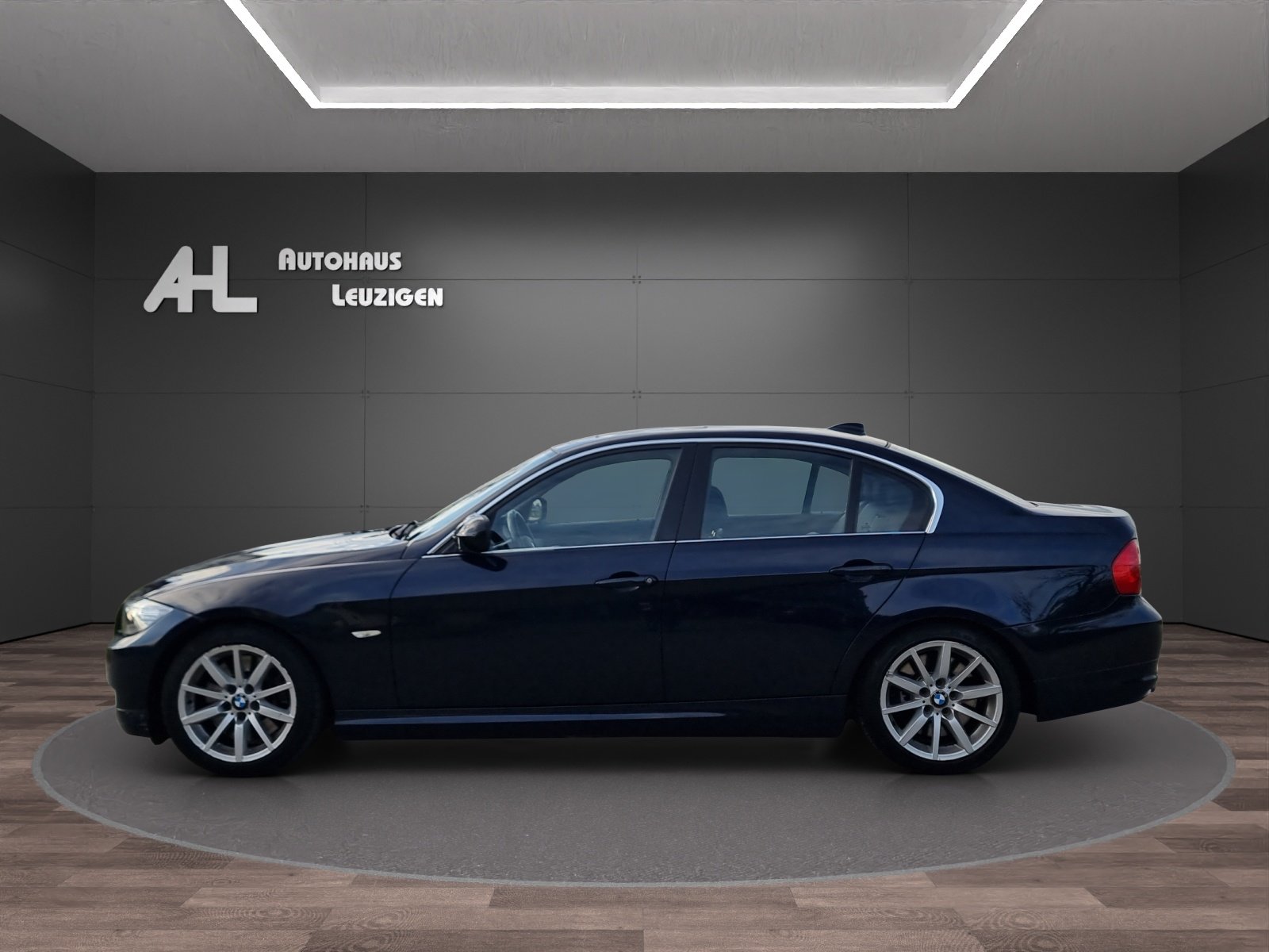 BMW 335i x-Drive Steptronic, Petrol, Second hand / Used, Automatic - 2