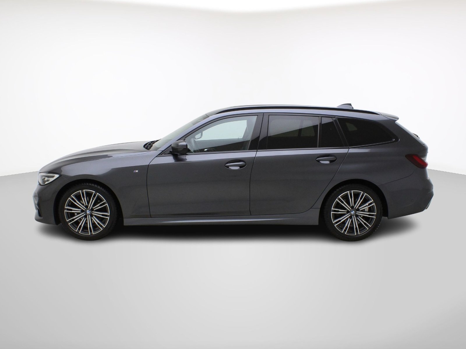 BMW 3er 320d Touring M Sport, Mild-Hybrid Diesel/Electric, Second hand / Used, Automatic - 3