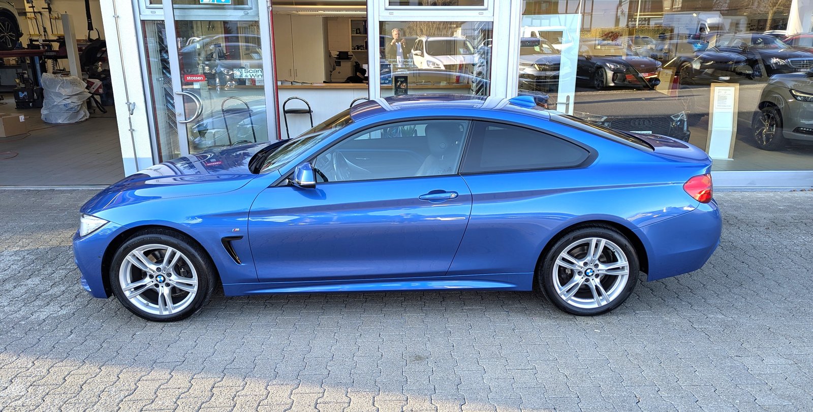 BMW 428i Coupé Steptronic, Benzin, Occasion / Gebraucht, Automatik - 4