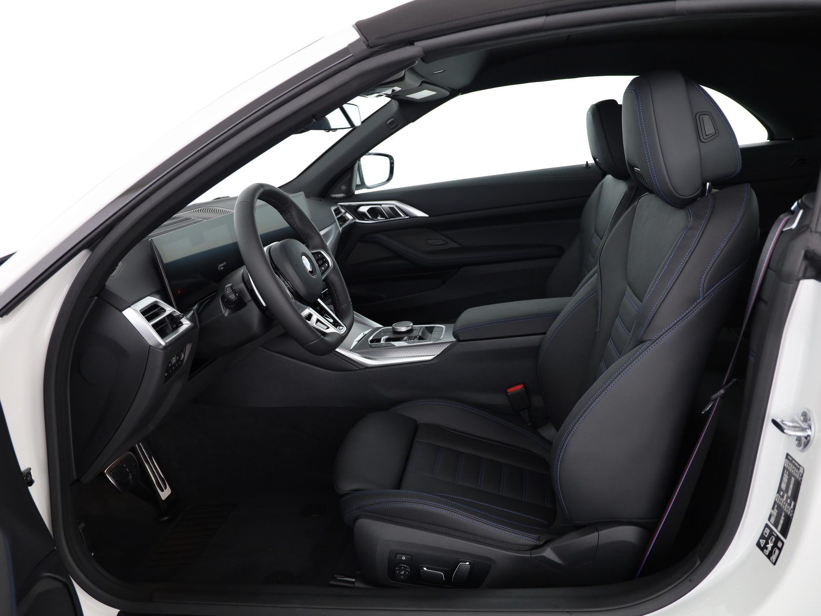BMW 430i xDrive Cabrio, Petrol, New car, Automatic - 4