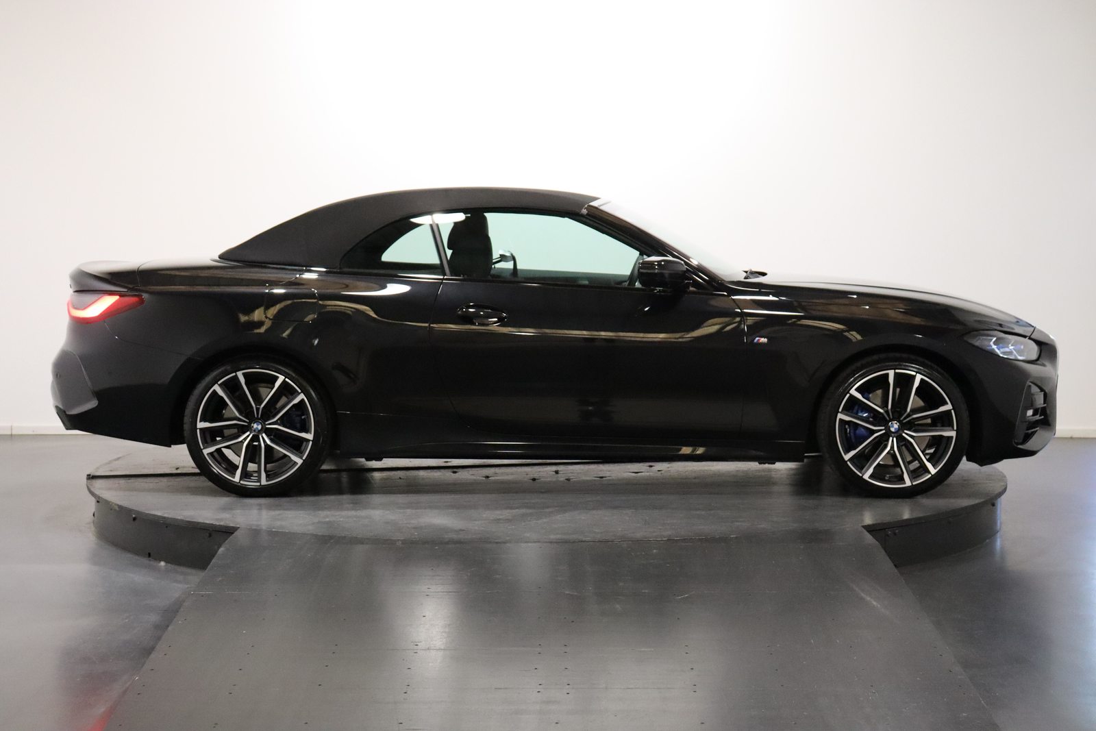 BMW 430i xDrive SAG Cabrio, Benzin, Occasion / Gebraucht, Automatik - 3