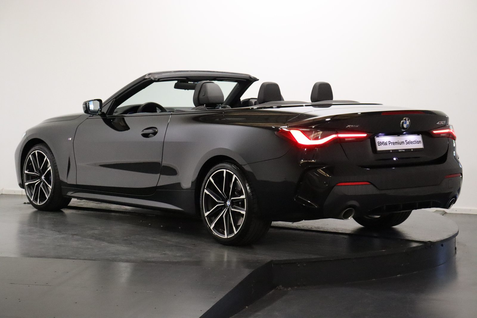 BMW 430i xDrive SAG Cabrio, Benzin, Occasion / Gebraucht, Automatik - 4