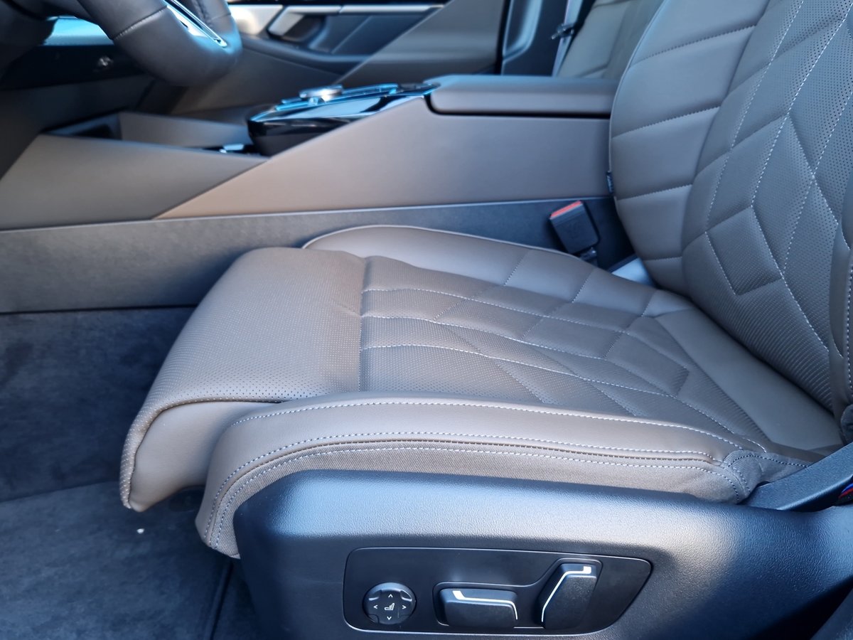BMW 520d 48V Touring M Sport Pro Steptronic, Hybride Leggero Diesel/Elettrica, Auto nuove, Automatico - 5