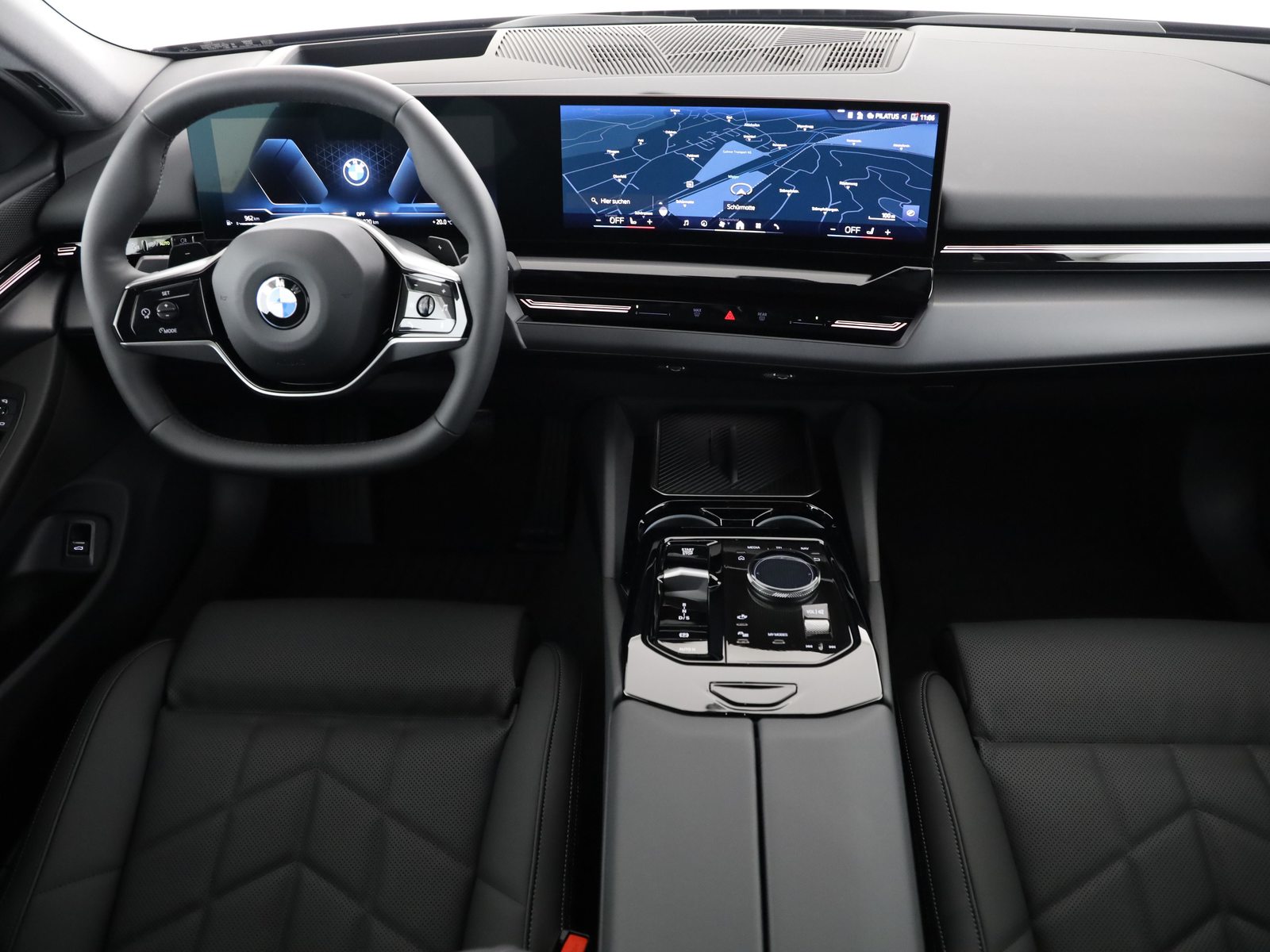 BMW 520d xDrive Touring, Mild-Hybrid Diesel/Electric, New car, Automatic - 5