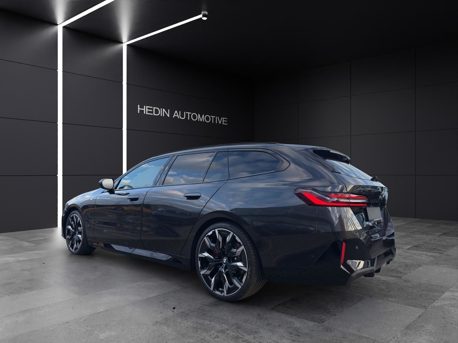 BMW 520d xDrive Touring, Mild-Hybrid Diesel/Electric, New car, Automatic - 4