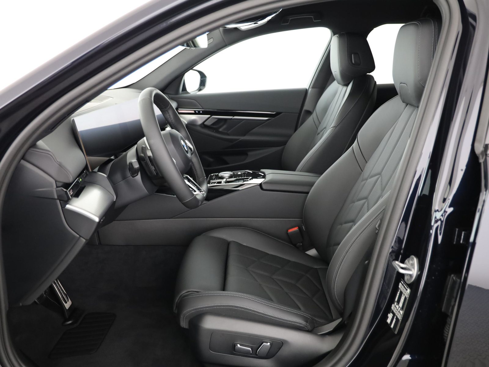 BMW 520d xDrive Touring, Mild-Hybrid Diesel/Electric, New car, Automatic - 5