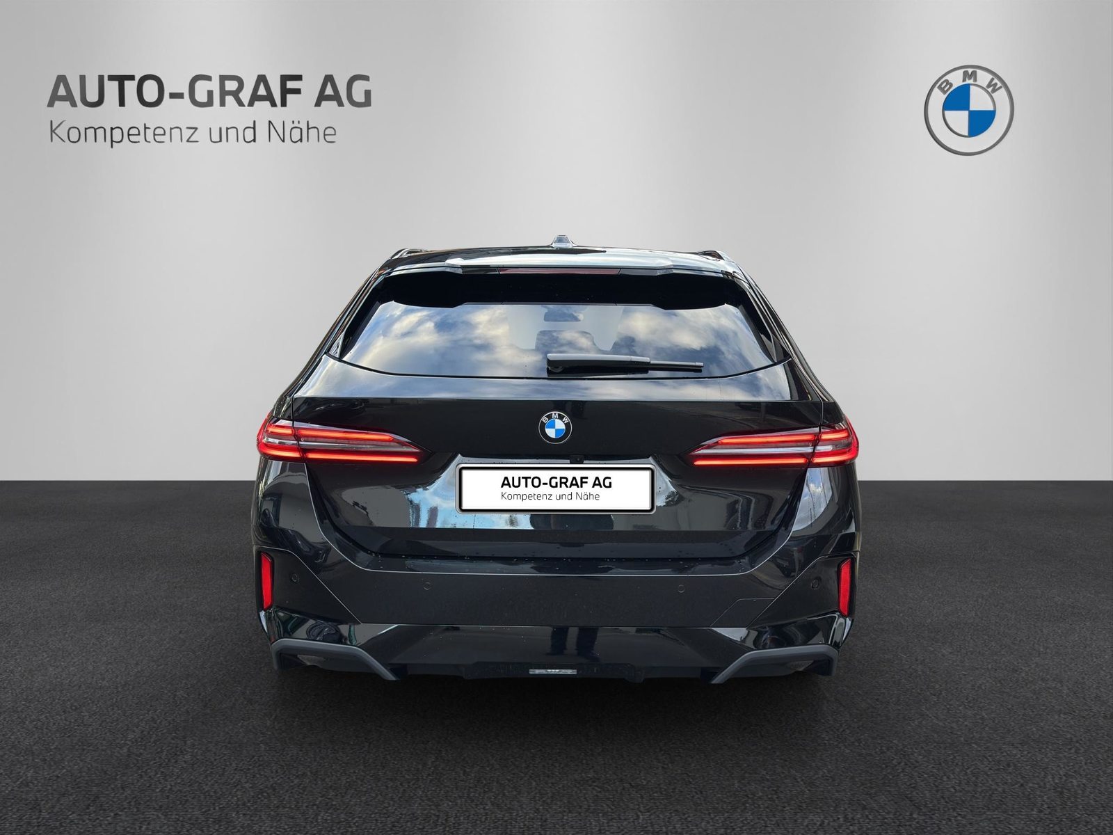 BMW 520d xDrive Touring M Sport Pro, Mild-Hybrid Diesel/Electric, New car, Automatic - 4