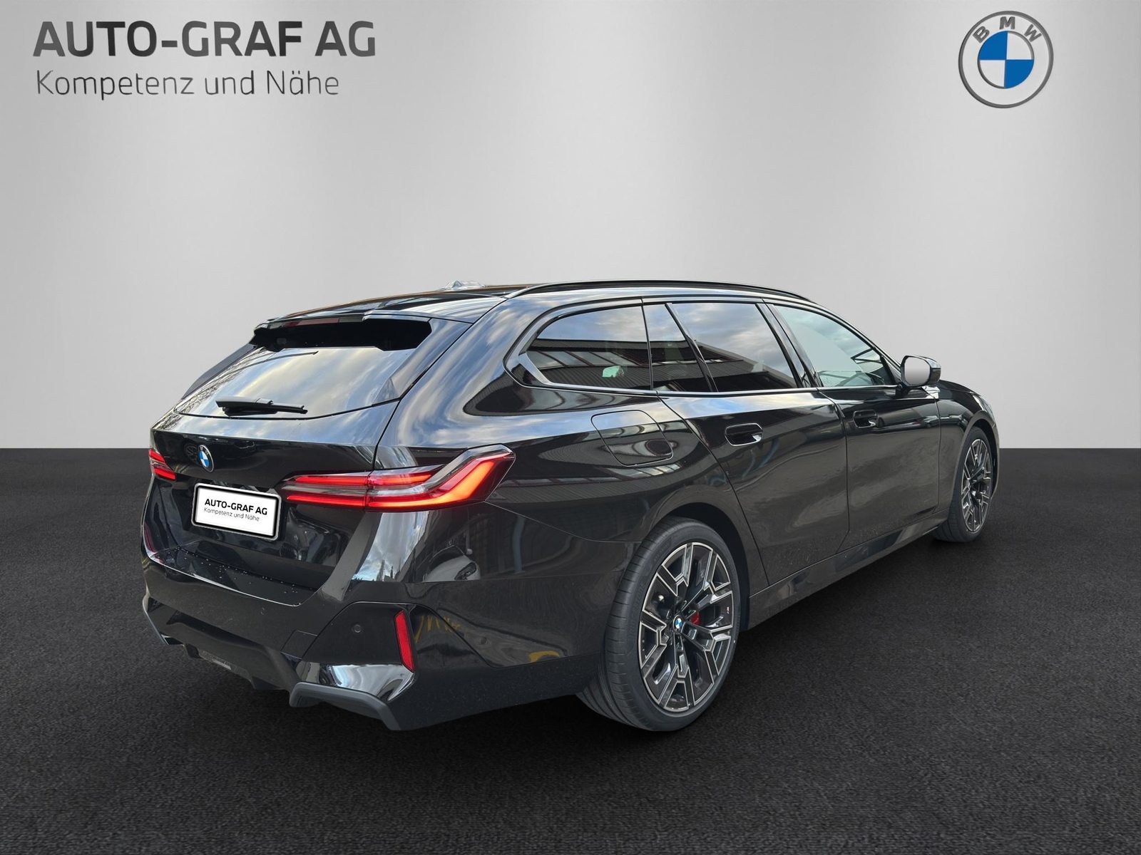 BMW 520d xDrive Touring M Sport Pro, Mild-Hybrid Diesel/Electric, New car, Automatic - 5