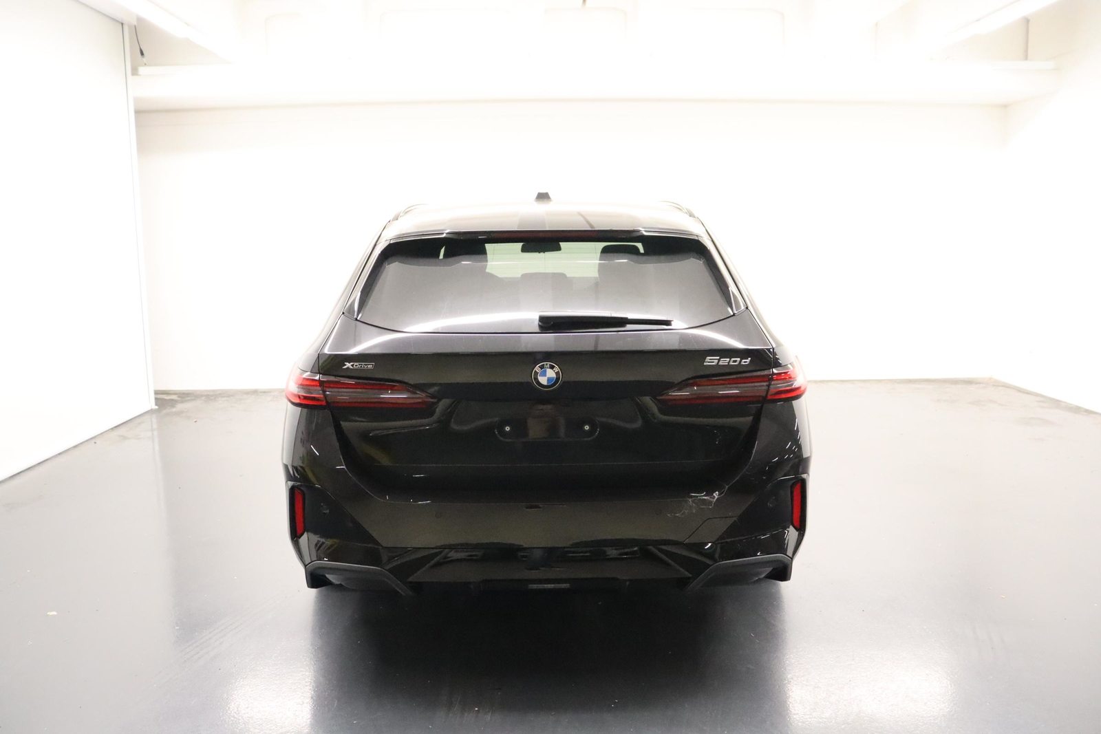 BMW 520d xDrive Touring, Mild-Hybrid Diesel/Elektro, Neuwagen, Automatik - 3