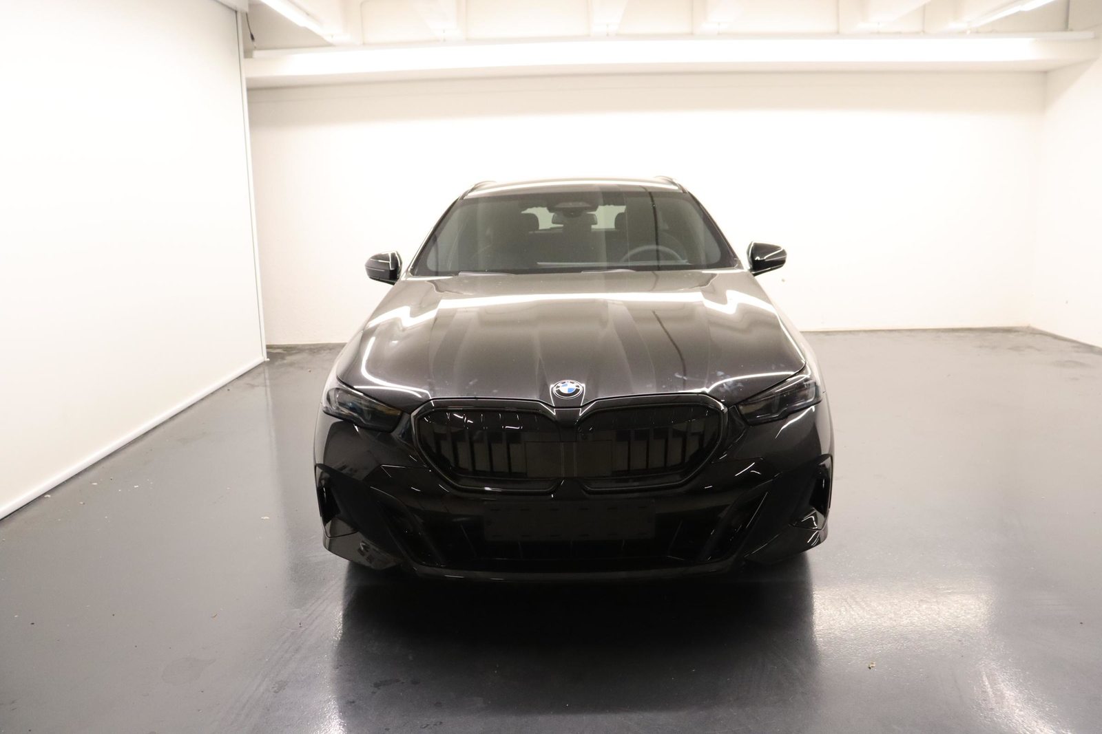 BMW 520d xDrive Touring, Mild-Hybrid Diesel/Elektro, Neuwagen, Automatik - 6