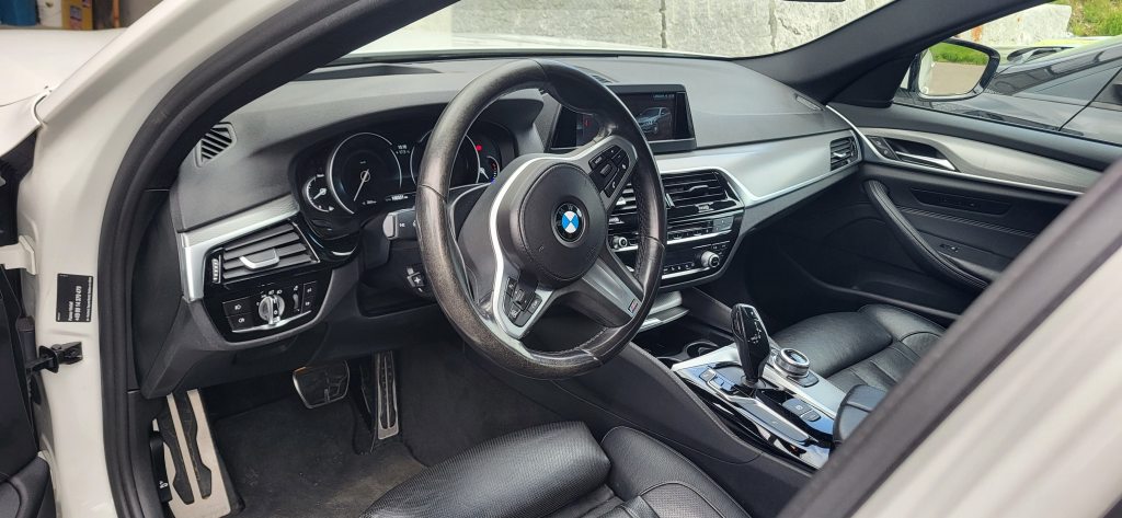 BMW 520 520d xDrive M-Paket, Diesel, Occasion / Utilisé, Automatique - 5