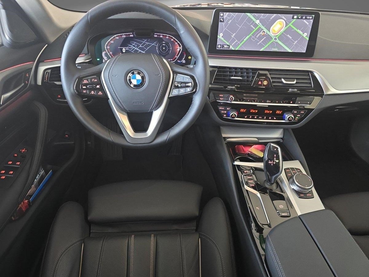 BMW 520d Touring, Hybride Léger Diesel/Électricité, Occasion / Utilisé, Automatique - 2