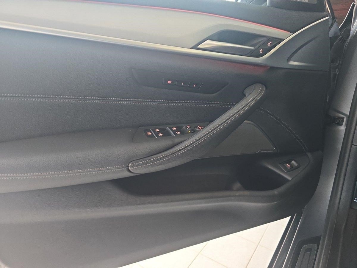 BMW 520d Touring, Hybride Léger Diesel/Électricité, Occasion / Utilisé, Automatique - 7