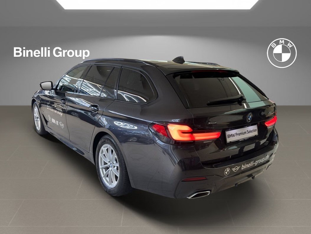 BMW 520d paddles Touring, Mild-Hybrid Diesel/Elektro, Occasion / Gebraucht, Automatik - 3