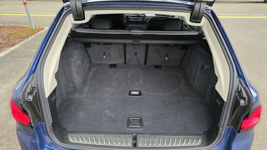 BMW 520d Touring, Hybride Leggero Diesel/Elettrica, Occasioni / Usate, Automatico - 6
