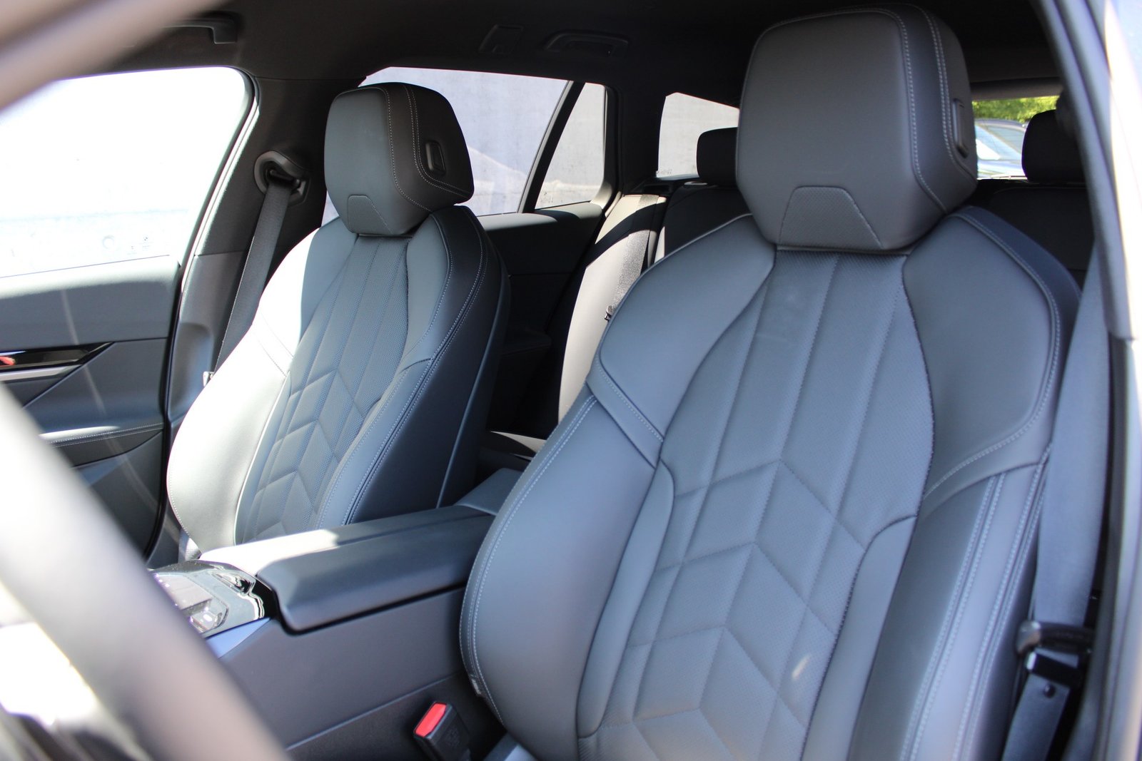 BMW 520d 48V Touring, Hybride Léger Diesel/Électricité, Occasion / Utilisé, Automatique - 6