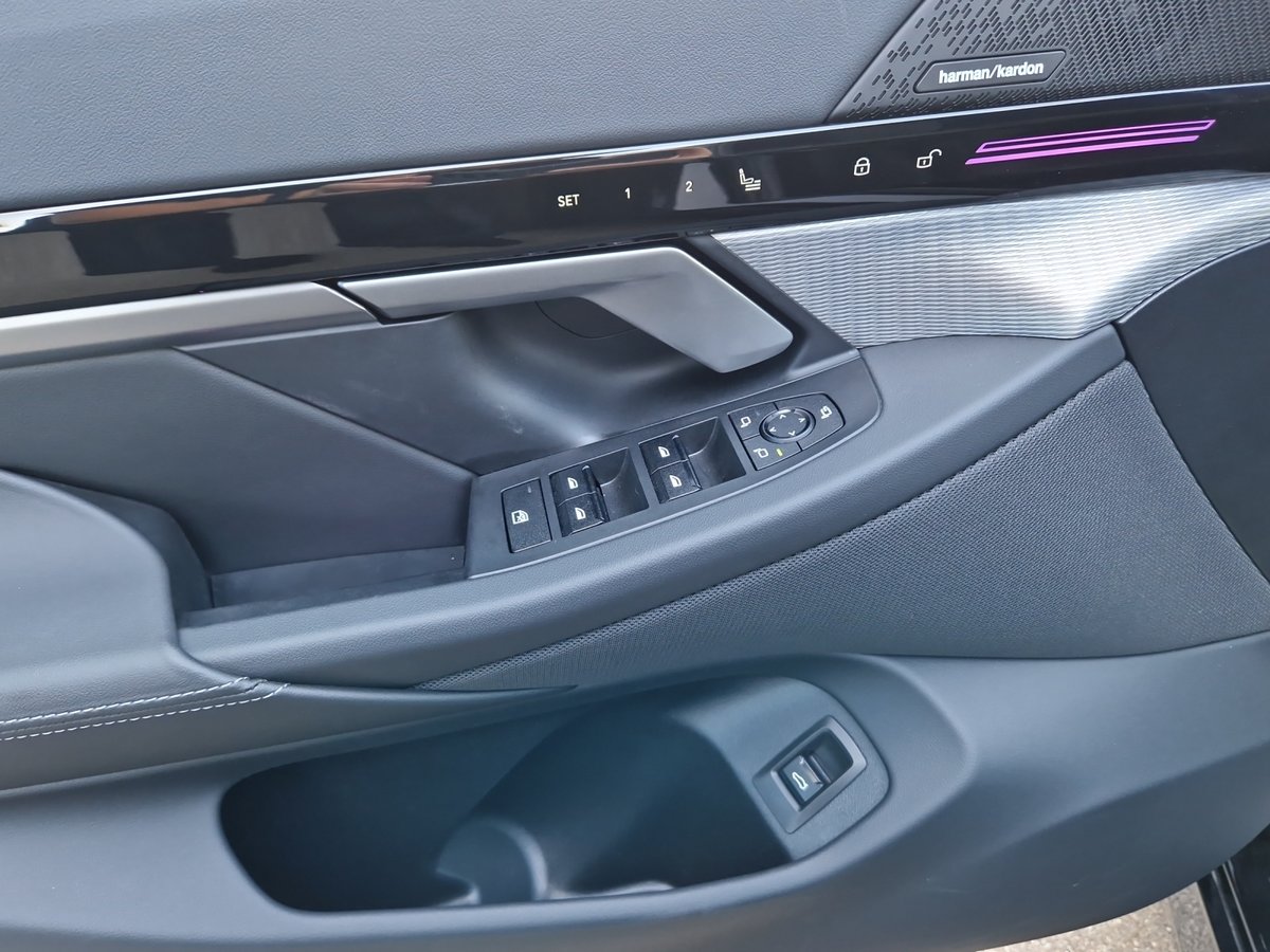 BMW 520d 48V Touring M Sport Steptronic, Hybride Léger Diesel/Électricité, Occasion / Utilisé, Automatique - 6
