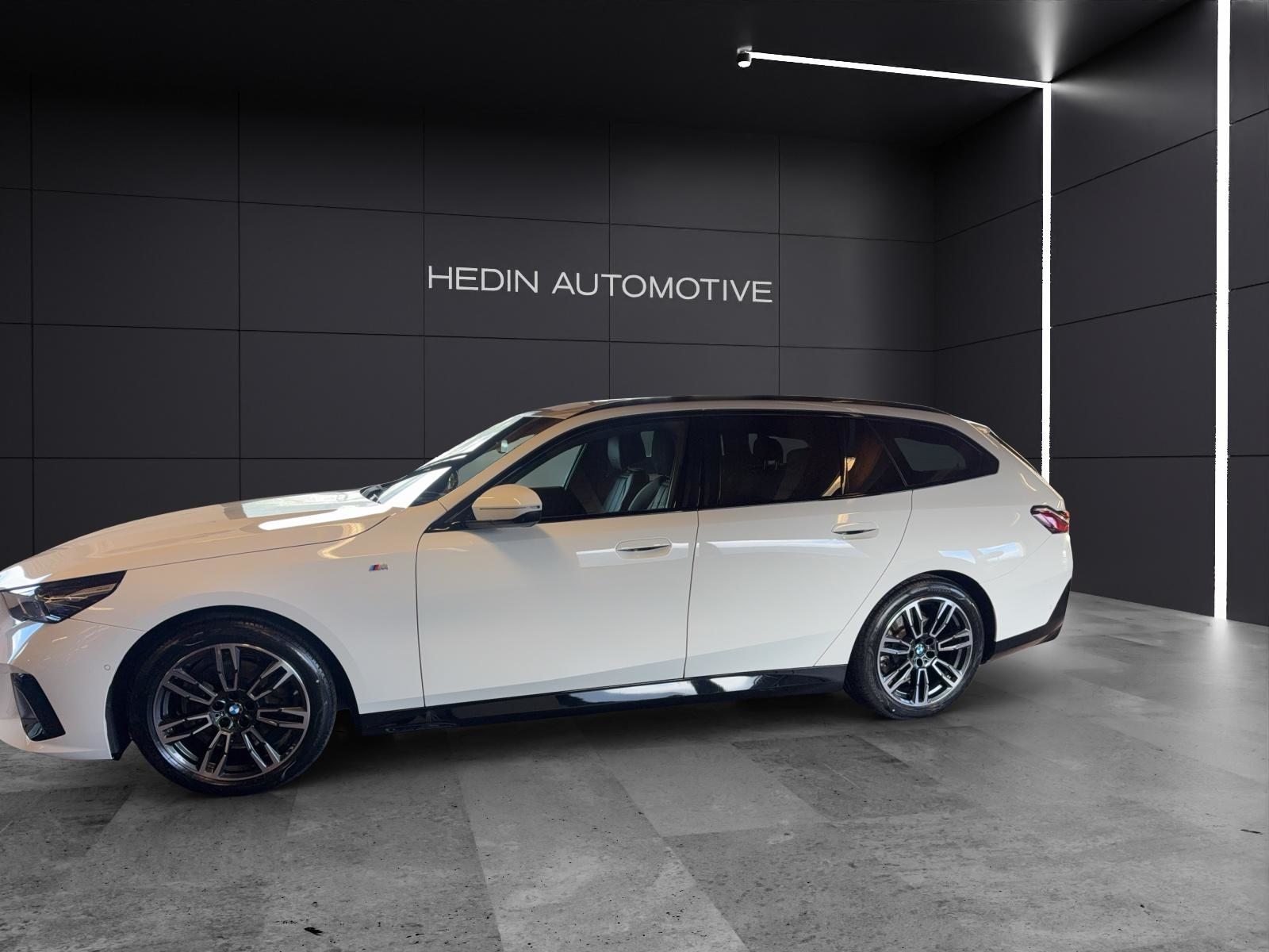 BMW 520d xDrive Touring, Mild-Hybrid Diesel/Electric, Second hand / Used, Automatic - 2