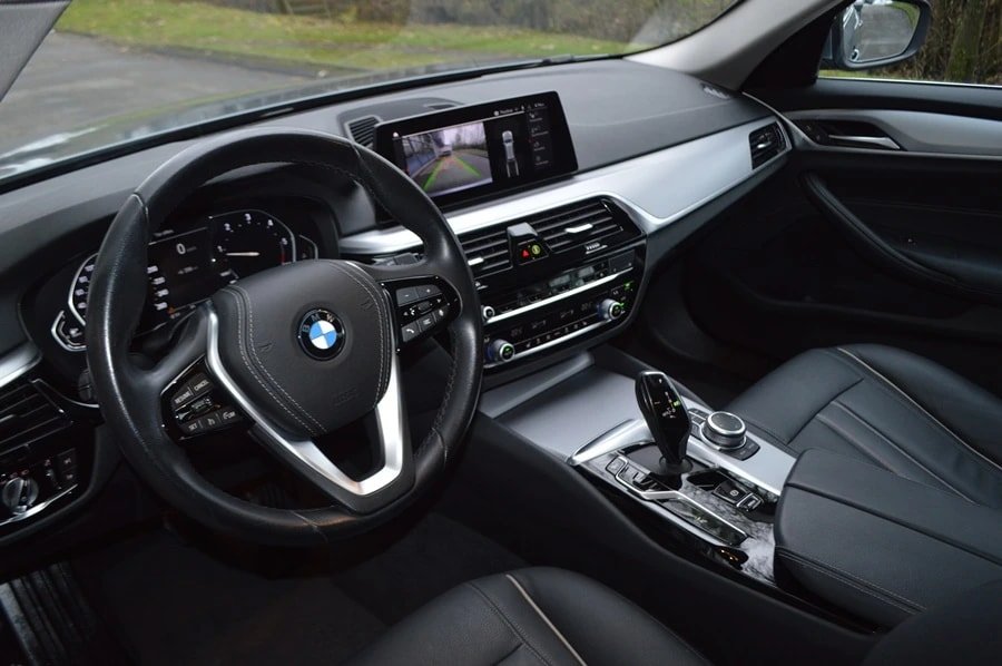 BMW 520d 48V Touring Steptronic, Mild-Hybrid Diesel/Electric, Second hand / Used, Automatic - 5