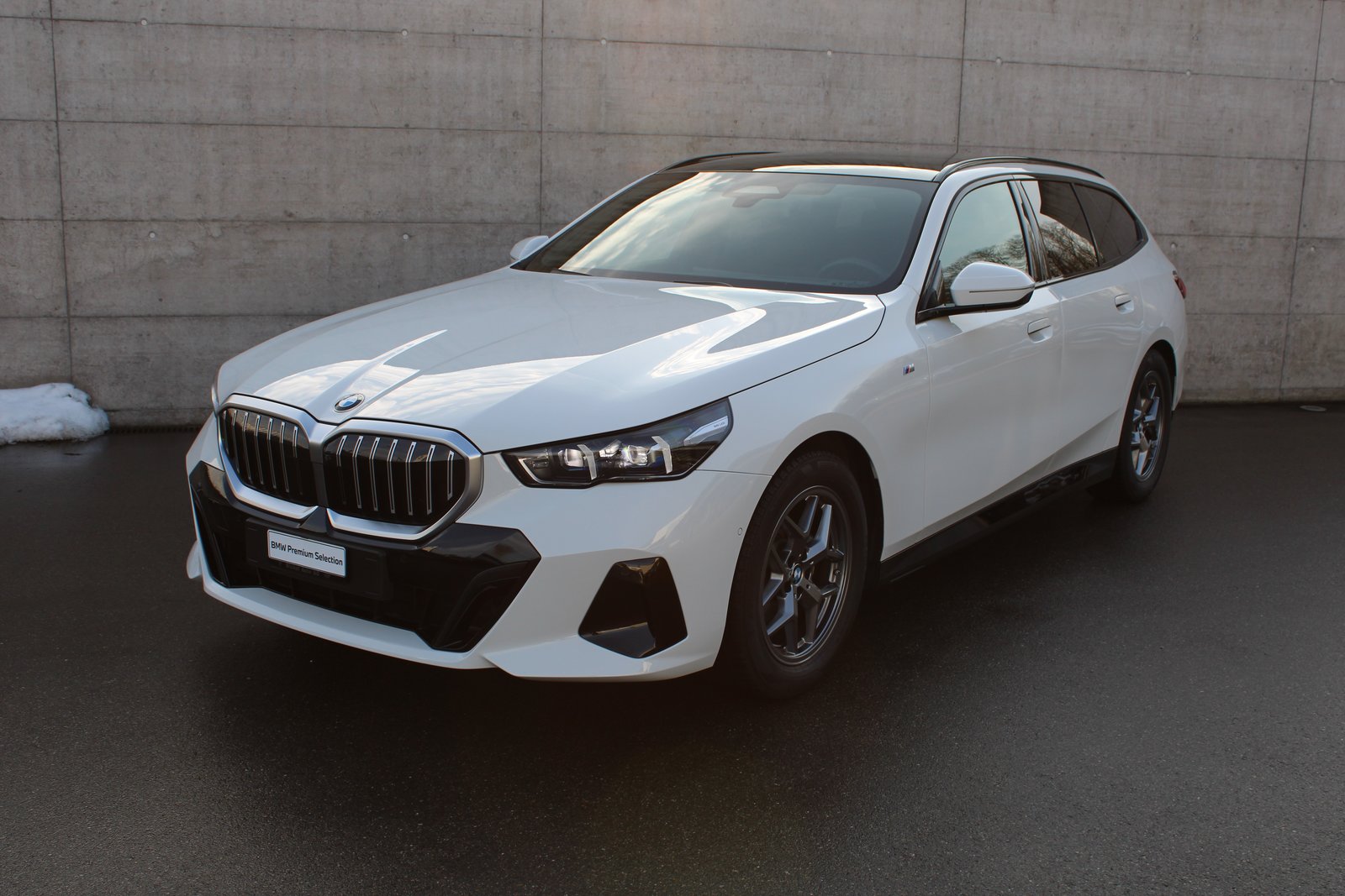 BMW 520d xDr 48V Tour M Sport, , , - 3