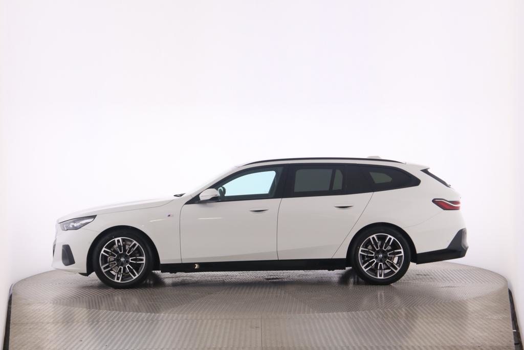 BMW 520d xDrive Touring, Hybride Léger Diesel/Électricité, Occasion / Utilisé, Automatique - 3