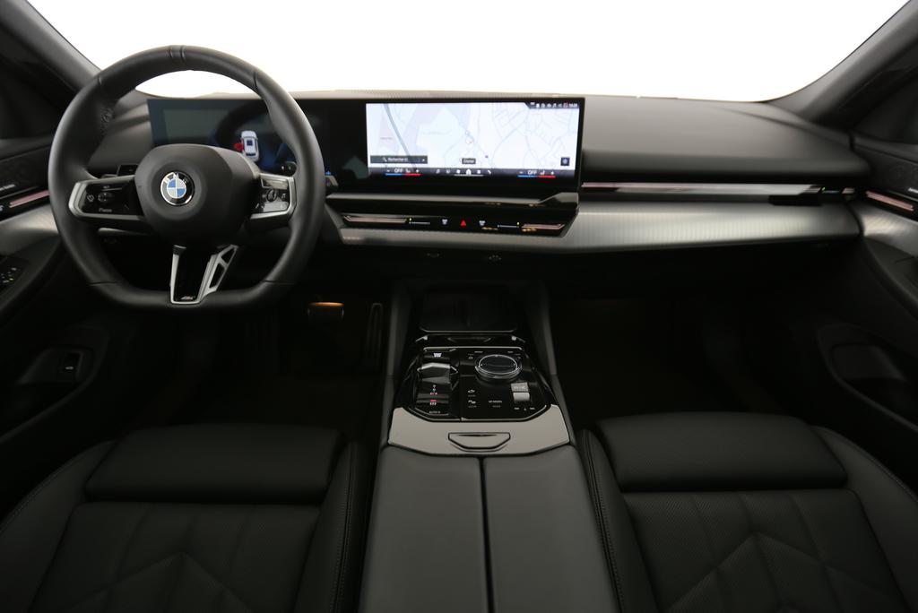 BMW 520d xDrive Touring, Hybride Léger Diesel/Électricité, Occasion / Utilisé, Automatique - 5