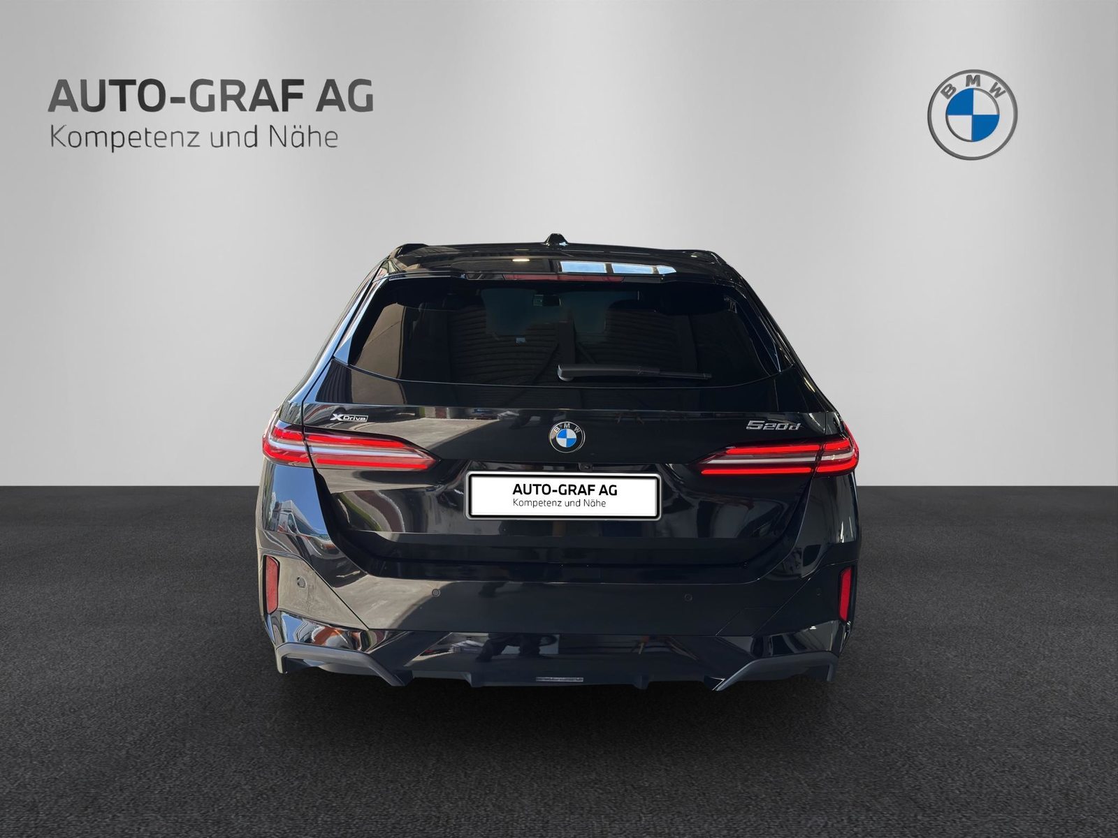 BMW 520d xDrive 48V Touring M Sport Steptronic, Mild-Hybrid Diesel/Electric, Second hand / Used, Automatic - 4