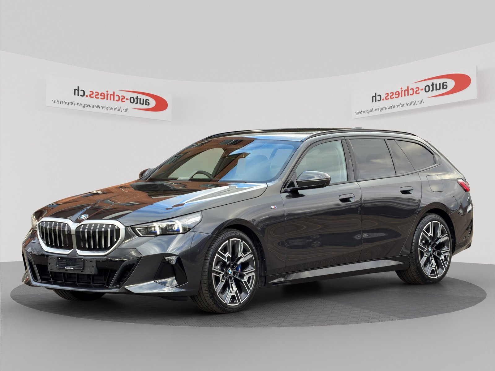 BMW 520d sDrive 48V Touring M Sport Steptronic ICONIC GLOW, Hybride Léger Diesel/Électricité, Occasion / Utilisé, Automatique - 3