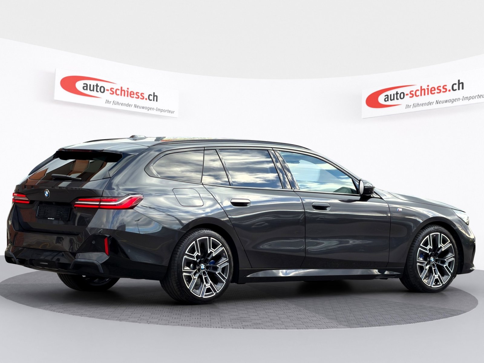 BMW 520d sDrive 48V Touring M Sport Steptronic ICONIC GLOW, Hybride Léger Diesel/Électricité, Occasion / Utilisé, Automatique - 5