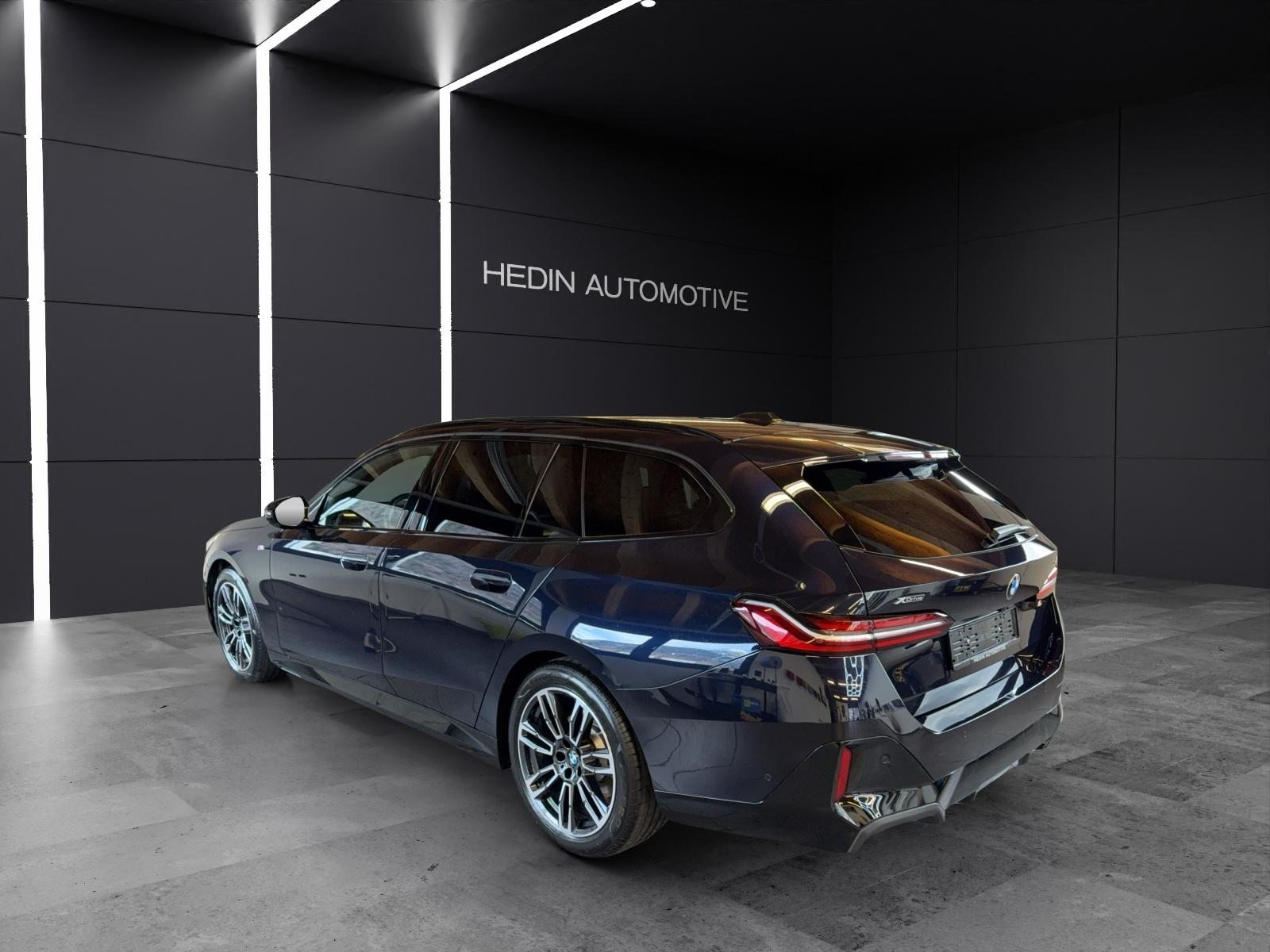 BMW 520d xDrive Touring M Sport, Mild-Hybrid Diesel/Electric, Second hand / Used, Automatic - 3