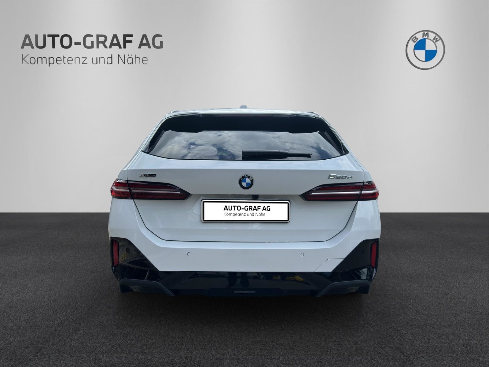 BMW 520d xDrive 48V Touring M Sport Steptronic, Mild-Hybrid Diesel/Electric, Second hand / Used, Automatic - 4