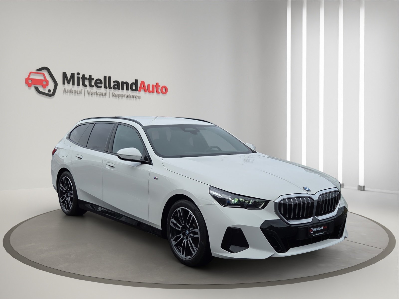 BMW 520d 48V Touring M Sport Steptronic, Mild-Hybrid Diesel/Electric, Second hand / Used, Automatic - 3