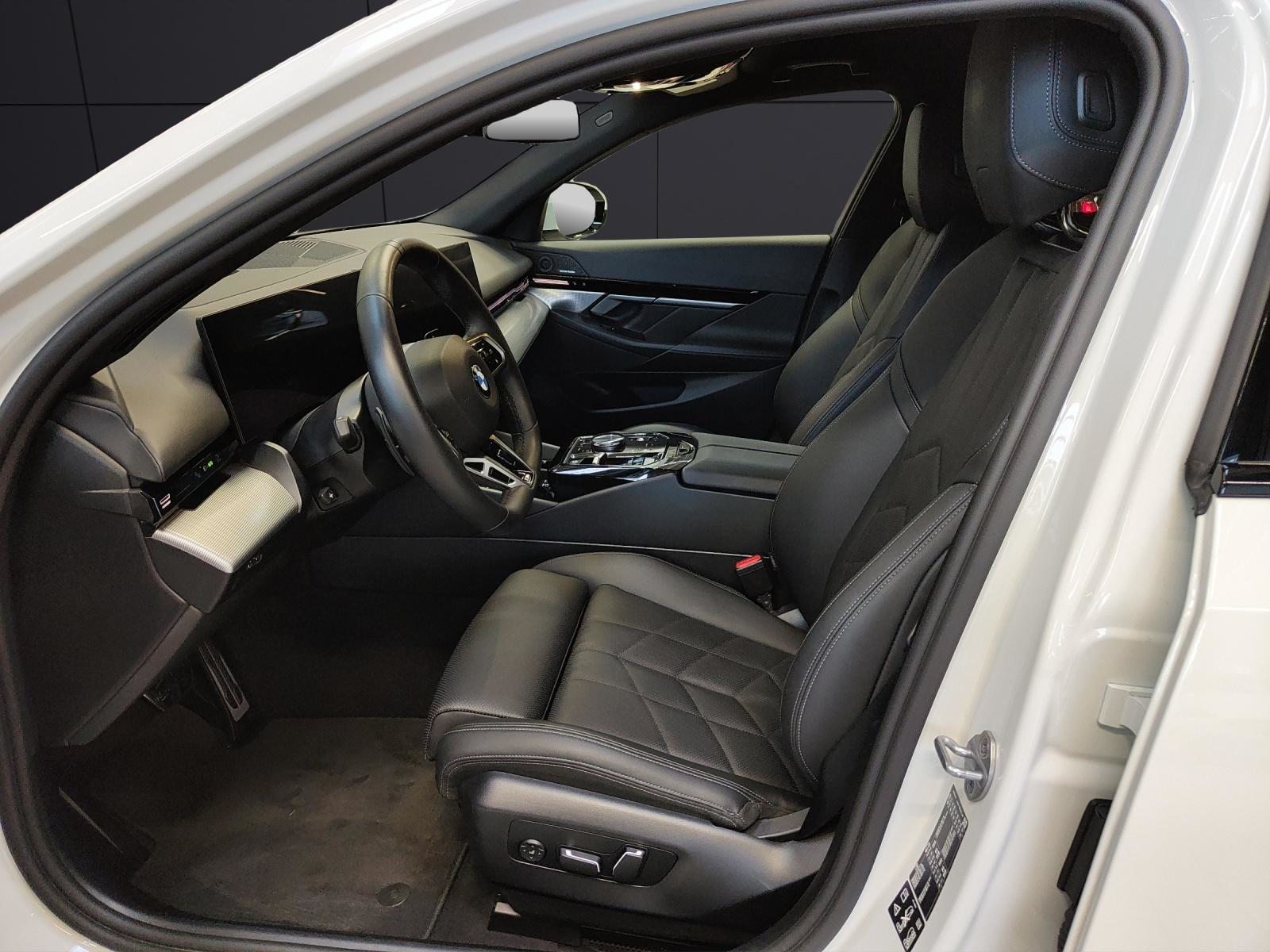 BMW 520d xDrive Touring Attraktiven Leasingzinssatz ab 1,9 % bei, Hybride Leggero Diesel/Elettrica, Occasioni / Usate, Automatico - 2