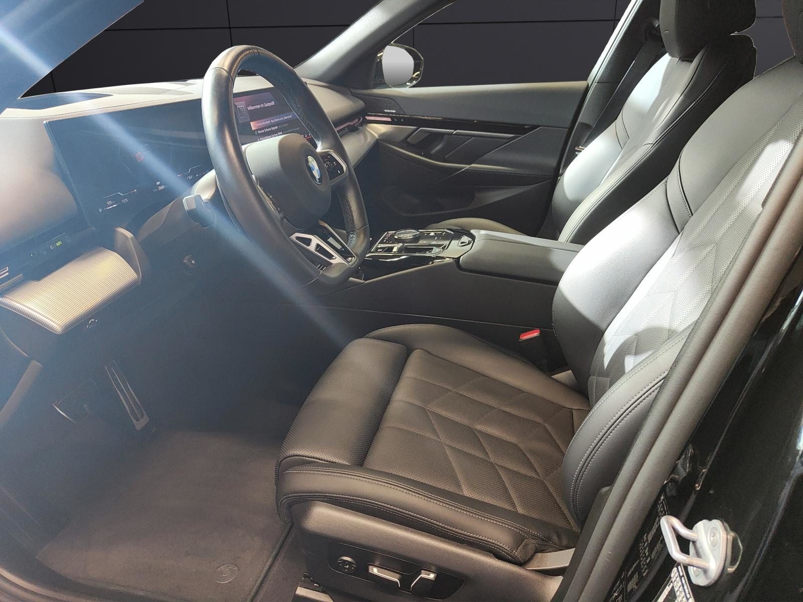 BMW 520d xDrive Touring Attraktiven Leasingzinssatz ab 1,9 % bei, Mild-Hybrid Diesel/Electric, Second hand / Used, Automatic - 2