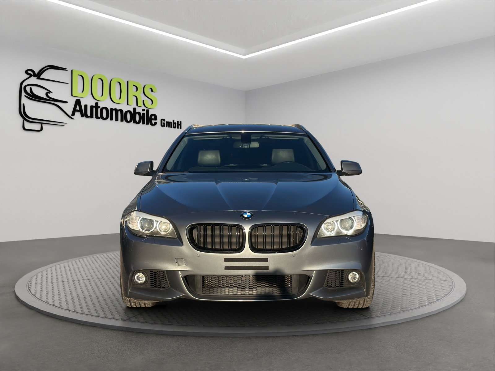 BMW 520d Touring Steptronic, Diesel, Occasion / Utilisé, Automatique - 2