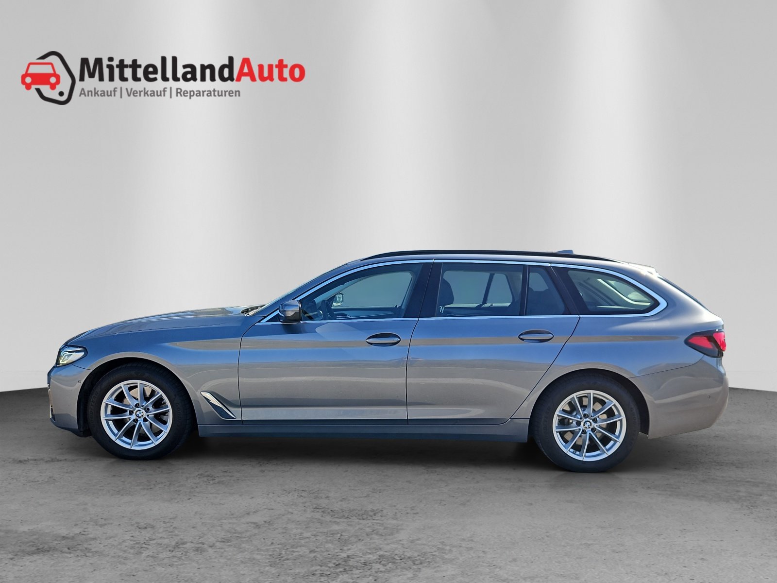 BMW 520d 48V Touring Steptronic, Mild-Hybrid Diesel/Electric, Second hand / Used, Automatic - 5
