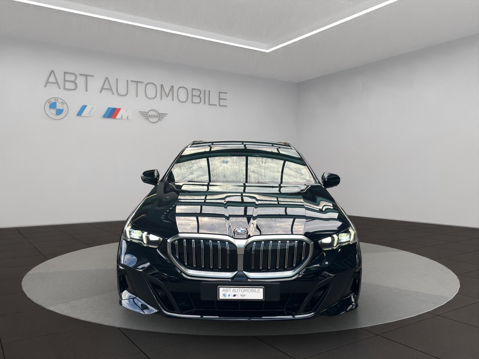 BMW 520d xDrive Touring, Mild-Hybrid Diesel/Electric, Second hand / Used, Automatic - 2