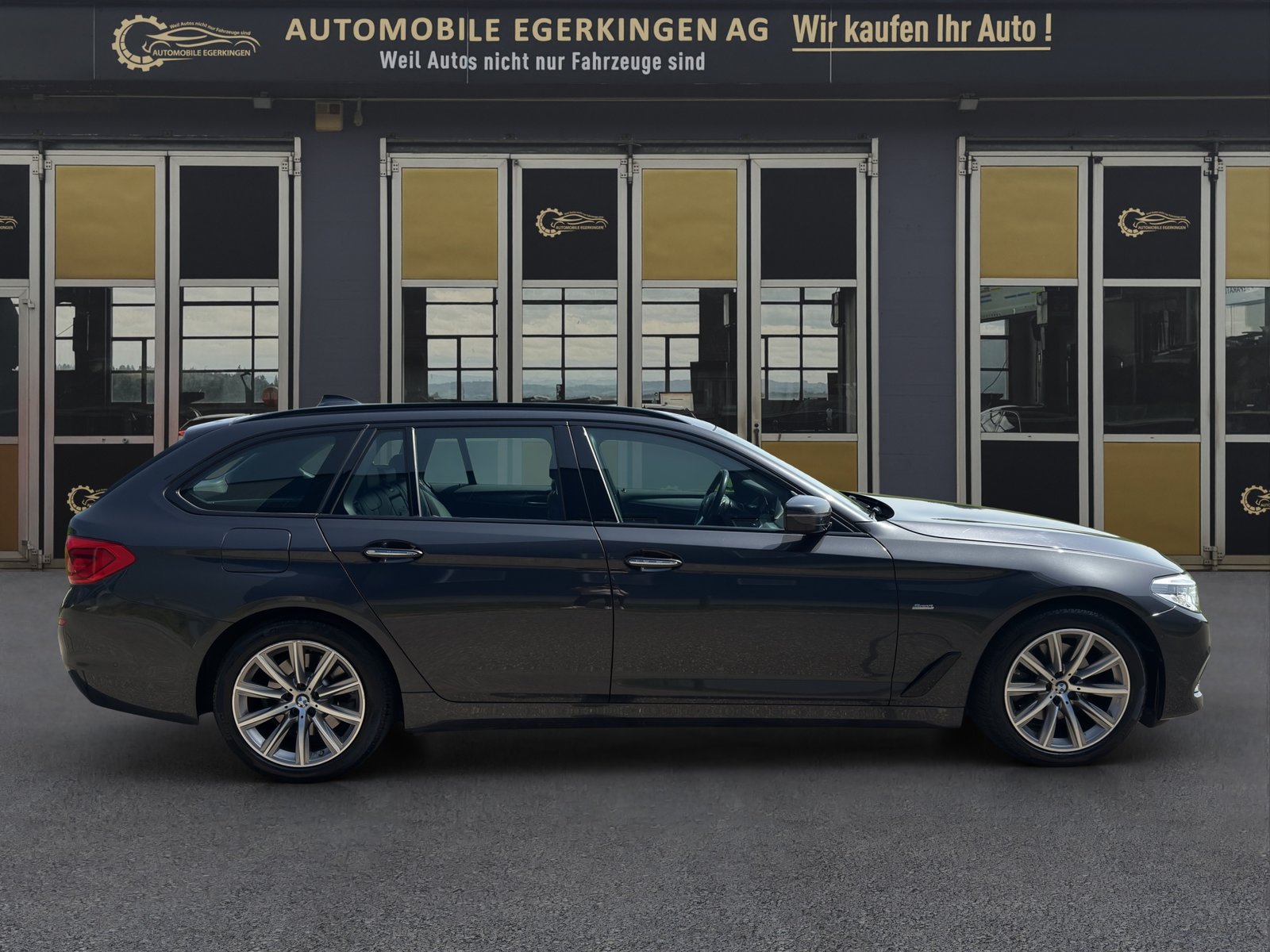 BMW 520d Touring Sport Line Steptronic, Diesel, Occasioni / Usate, Automatico - 4