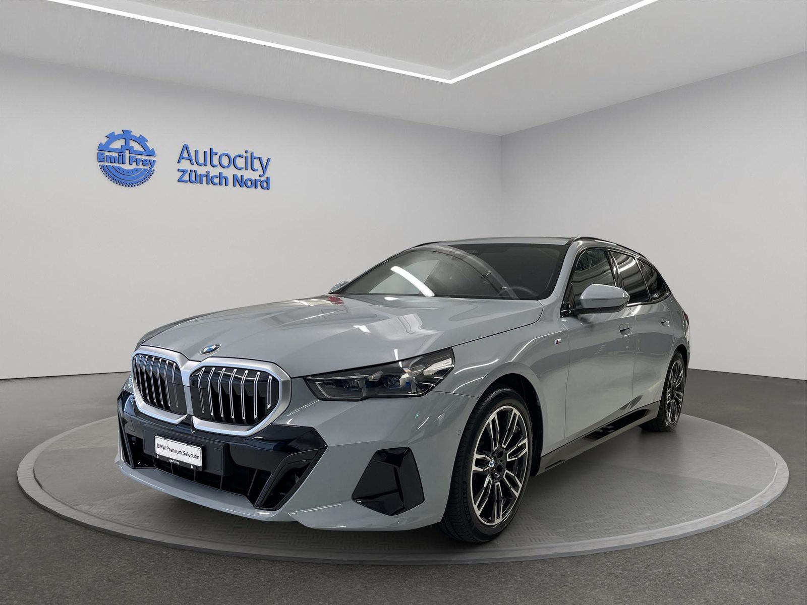 BMW 520d xDrive 48V Touring