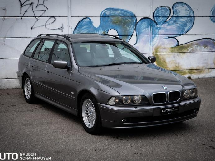 BMW 520 i Touring, Benzin, Occasion / Gebraucht, Automatik