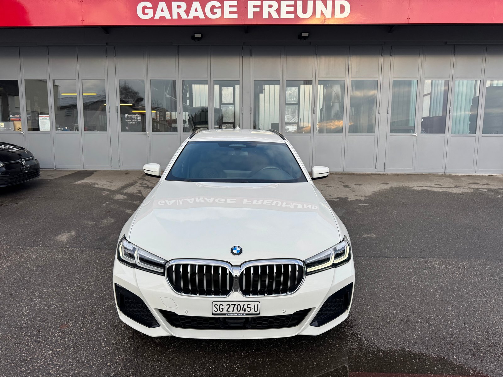 BMW 520d 48V Touring M Sport Steptronic, Mild-Hybrid Diesel/Electric, Second hand / Used, Automatic - 5