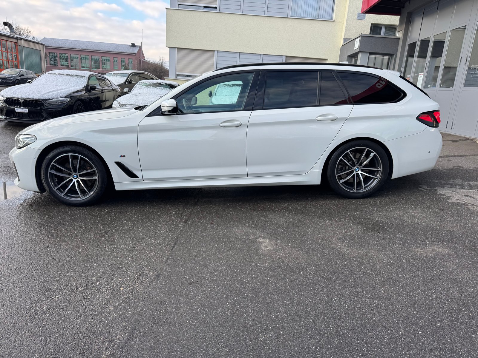 BMW 520d 48V Touring M Sport Steptronic, Mild-Hybrid Diesel/Electric, Second hand / Used, Automatic - 7